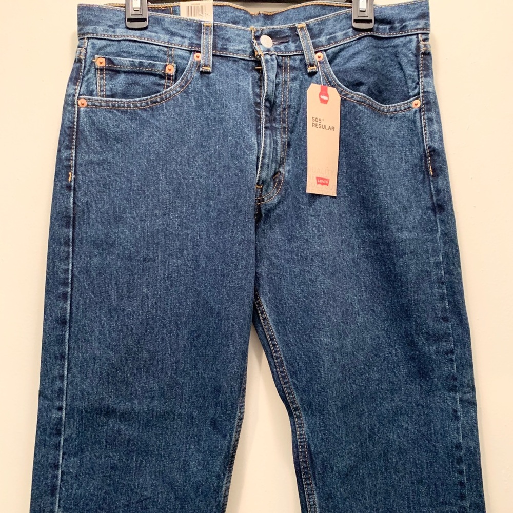NWT Men’s Levi 505 Regular Straight Leg Jeans
